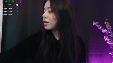 Snapshot of lilithwallkeer chatting on 01-05-25, 07:38 Maria online show from 01-05-25, 07:38