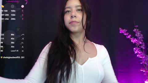 Snapshot of lilithwallkeer chatting on 01-07-25, 10:32 Maria online show from 01-07-25, 10:32