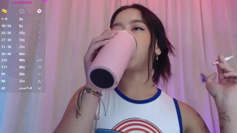 Snapshot of lilithwallkeer chatting on 02-23-25, 07:33 Maria online show from 02-23-25, 07:33