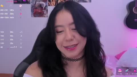 Snapshot of lilithwallkeer chatting on 07-11-26, 06:27 Maria online show from 07-11-26, 06:27