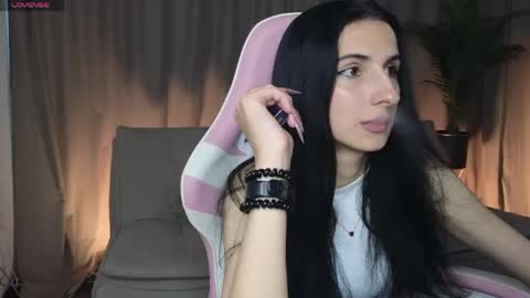lilivanilli online show from 05-15-26, 01:29