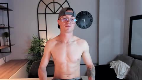 Lil James online show from 10-23-25, 08:18