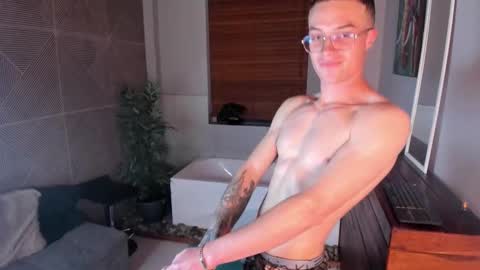 Lil James online show from 10-27-25, 08:24