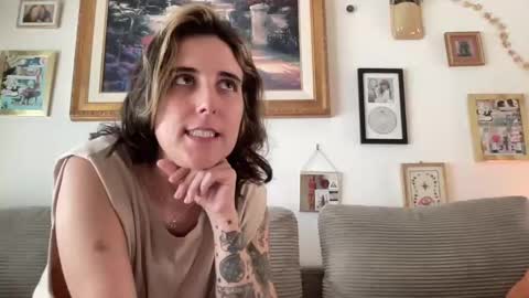 lilldaddysgirl online show from 09-21-25, 04:08