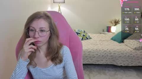 Maria online show from 10-27-25, 02:26