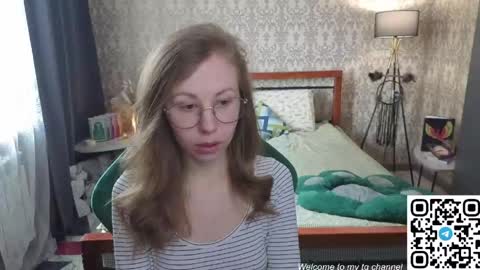 Snapshot of lill_mary chatting on 04-23-26, 02:24 Maria online show from 04-23-26, 02:24