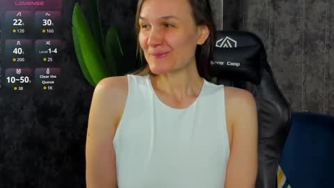 Snapshot of lillian_white1 chatting on 04-04-26, 01:04 lillian_white1 online show from 04-04-26, 01:04