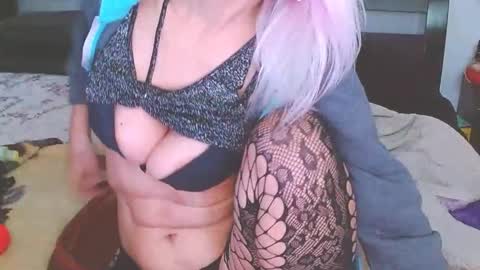 Lara online show from 02-13-25, 07:03