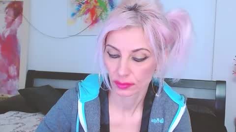 Lara online show from 03-04-25, 05:32