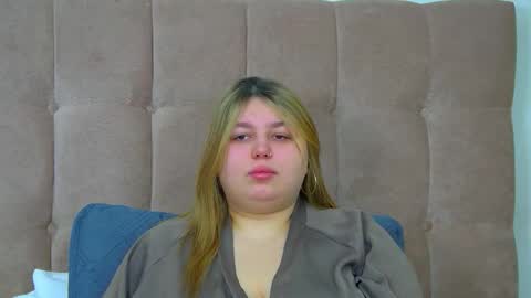 LillianHaig online show from 02-01-26, 06:45