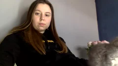 Snapshot of lillianx9zbld chatting on 10-20-25, 11:43 Lily online show from 10-20-25, 11:43