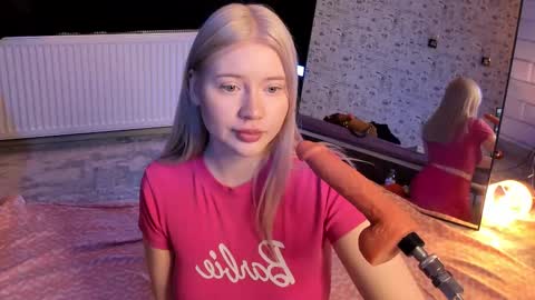 lillie_berry online show from 01-13-26, 05:02