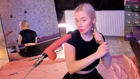 lillie_berry online show from 02-18-26, 05:03