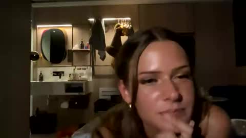 Snapshot of lillilee chatting on 02-22-26, 09:52 lillilee online show from 02-22-26, 09:52