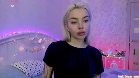 LilliMoore online show from 11-04-25, 11:48