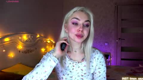 LilliMoore online show from 03-29-26, 12:10