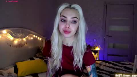 Snapshot of lillimooore chatting on 07-14-26, 11:21 LilliMoore online show from 07-14-26, 11:21