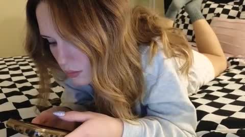 lilly_adams88 online show from 05-27-26, 01:13