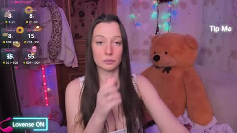 Lilly  online show from 02-26-25, 07:05