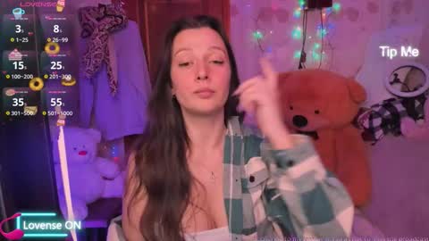 Lilly  online show from 09-14-25, 06:29