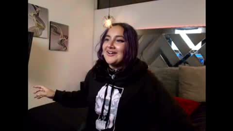 Snapshot of lilly_foxxy chatting on 06-27-26, 11:04 online show from 06-27-26, 11:04