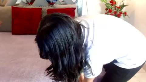 Snapshot of lilly_foxxy chatting on 08-01-26, 11:42 online show from 08-01-26, 11:42