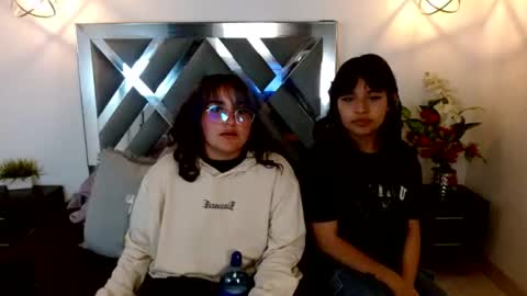 Snapshot of lilly_foxxy chatting on 08-03-26, 11:05 online show from 08-03-26, 11:05