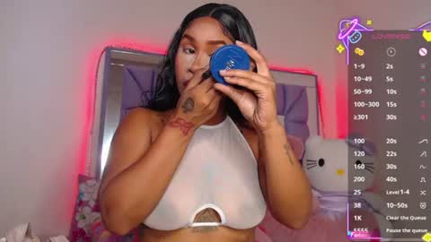 Snapshot of lilly_jackson chatting on 07-04-26, 10:27 Queen Qos. online show from 07-04-26, 10:27