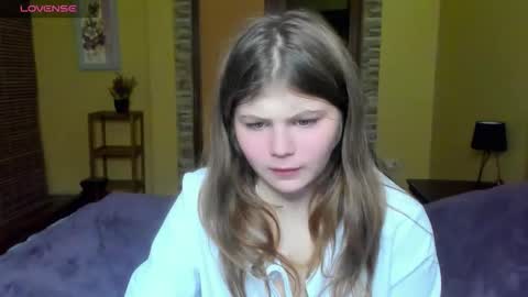 Lilly online show from 10-22-25, 06:29