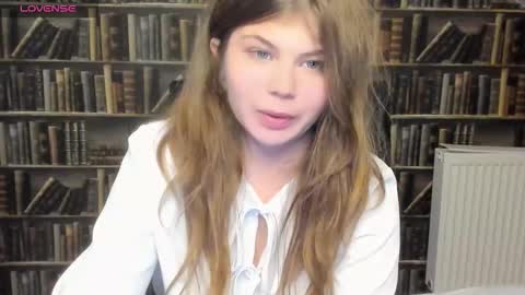 Lilly online show from 11-09-25, 07:34