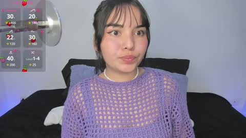 Snapshot of lilly_kinky chatting on 01-13-25, 01:56 Lilly online show from 01-13-25, 01:56