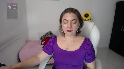 Lilly online show from 12-28-24, 01:17