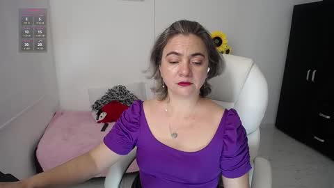 Lilly online show from 12-28-24, 04:30