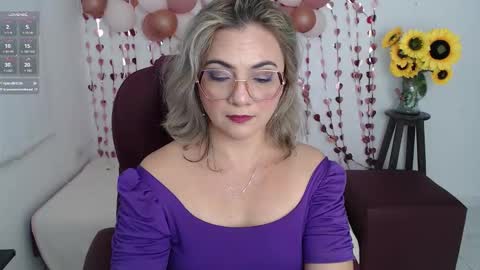 Snapshot of lilly_milf chatting on 02-05-26, 03:16 Lilly online show from 02-05-26, 03:16