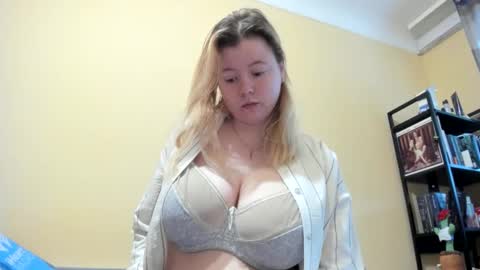 Lilly Depp online show from 01-07-26, 08:17