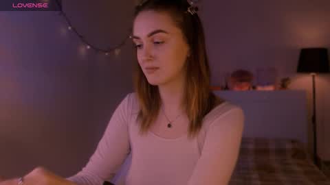 Snapshot of lillyfarey chatting on 10-02-25, 06:48 LillyFarey online show from 10-02-25, 06:48