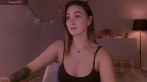 Snapshot of lillyfarey chatting on 10-06-25, 04:59 LillyFarey online show from 10-06-25, 04:59