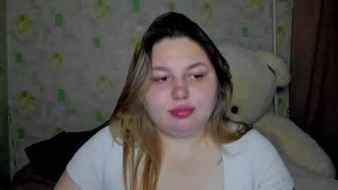 Snapshot of lillyhaigh chatting on 05-19-26, 07:09 lillyhaigh online show from 05-19-26, 07:09