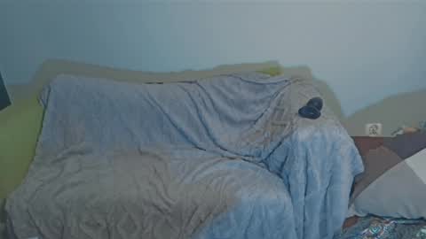 Snapshot of lillysissi chatting on 05-17-26, 01:58 Lilli Sissy SlutCat online show from 05-17-26, 01:58