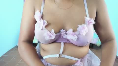 Snapshot of lillyy16 chatting on 07-20-26, 11:23 lillyy16 online show from 07-20-26, 11:23