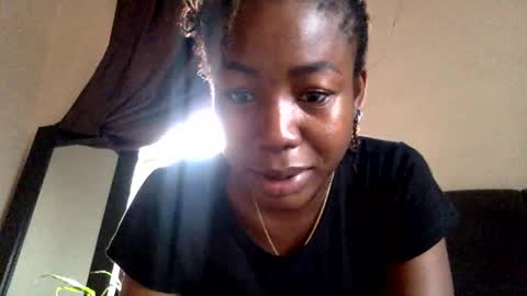 Snapshot of lilmisswap chatting on 12-01-25, 06:07 Juicycoochie online show from 12-01-25, 06:07