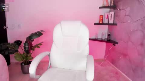 Snapshot of lilokat_ chatting on 09-21-25, 03:19 Lilo online show from 09-21-25, 03:19