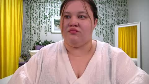 Snapshot of lilolewins chatting on 12-24-24, 04:30 LiloLewins online show from 12-24-24, 04:30