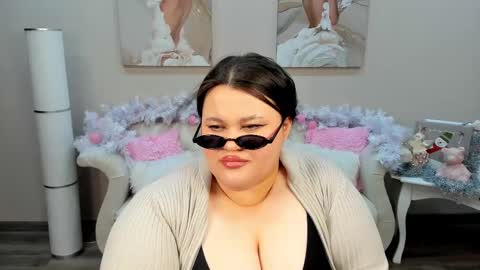 Snapshot of lilolewins chatting on 01-14-25, 12:43 LiloLewins online show from 01-14-25, 12:43