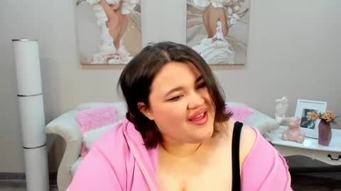 Snapshot of lilolewins chatting on 01-20-25, 06:43 LiloLewins online show from 01-20-25, 06:43