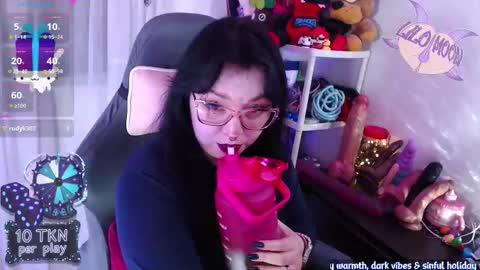 Lilo  online show from 12-18-25, 02:56