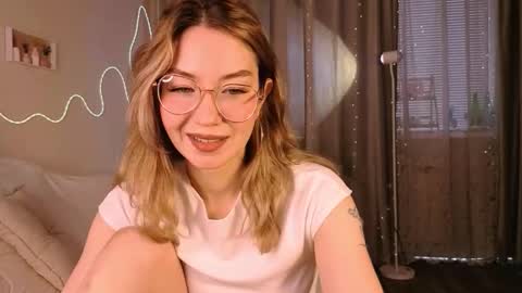 Lilo online show from 11-19-25, 03:50