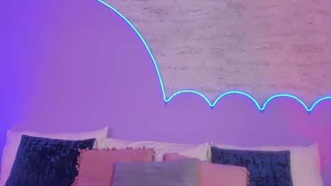 Snapshot of lilou_albrecht chatting on 09-23-25, 11:57 Lilou online show from 09-23-25, 11:57