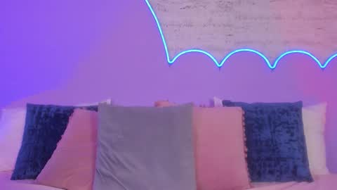 Snapshot of lilou_albrecht chatting on 10-07-25, 12:02 Lilou online show from 10-07-25, 12:02