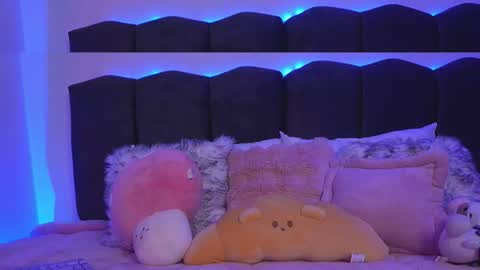 Snapshot of lilou_albrecht chatting on 02-23-26, 11:51 Lilou online show from 02-23-26, 11:51